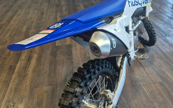 2027 Husqvarna FC 450 - 38173