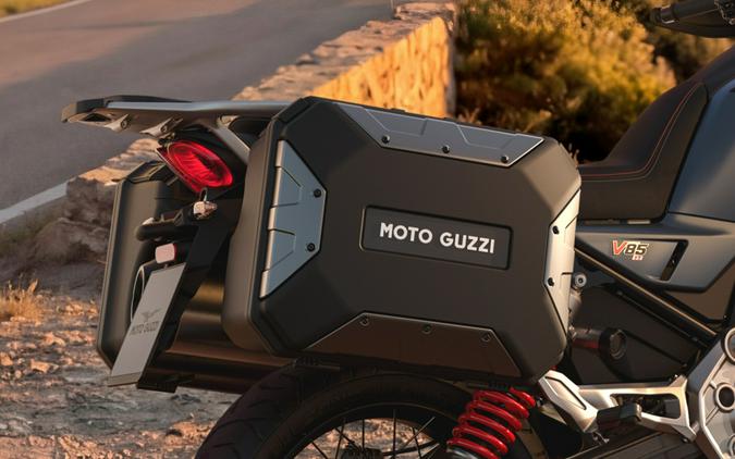 2026 Moto Guzzi V85 TT Travel