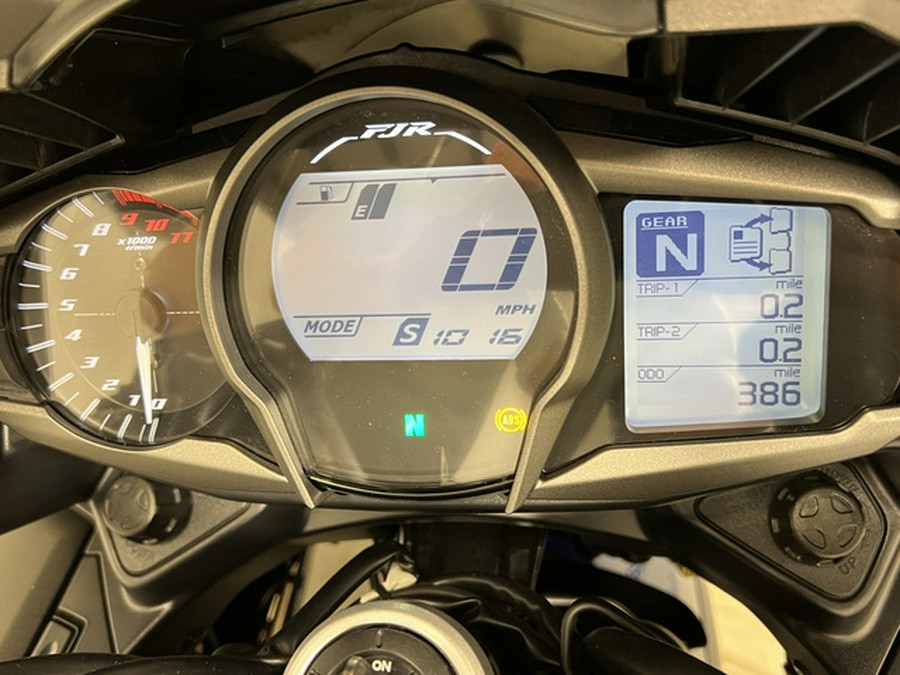 2023 Yamaha FJR 1300ES