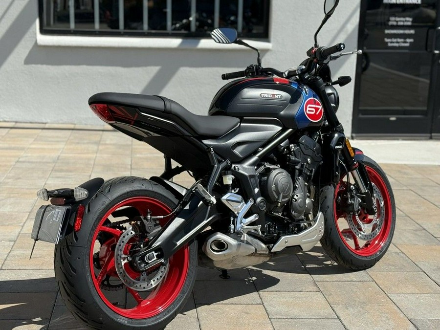 2026 Triumph Trident 660 Triple Tribute Edition Sapphire Black and Cobalt Blue