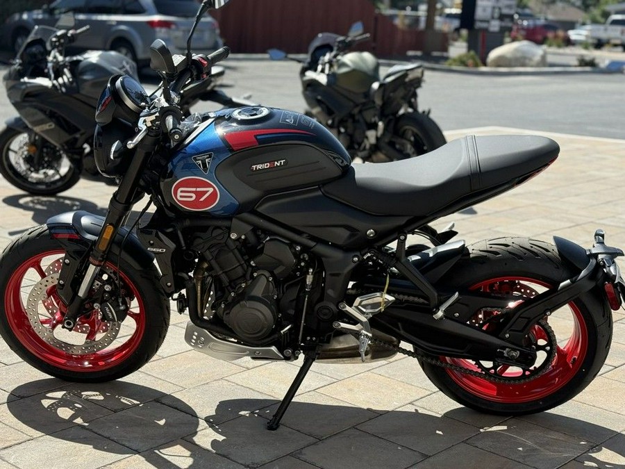 2026 Triumph Trident 660 Triple Tribute Edition Sapphire Black and Cobalt Blue