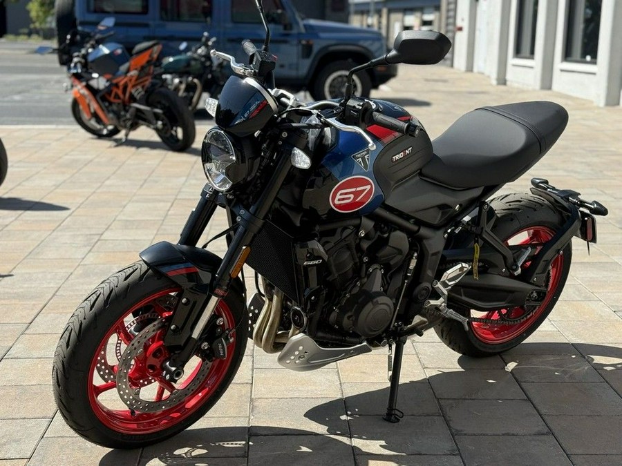 2026 Triumph Trident 660 Triple Tribute Edition Sapphire Black and Cobalt Blue