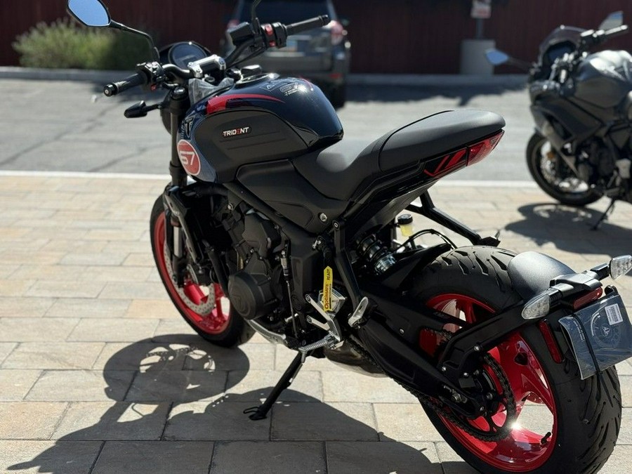 2026 Triumph Trident 660 Triple Tribute Edition Sapphire Black and Cobalt Blue