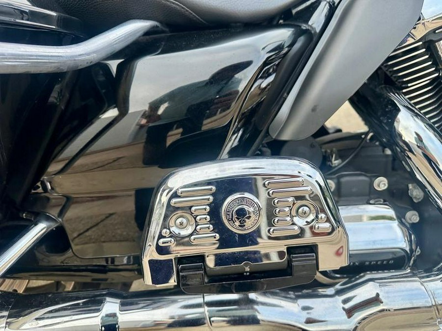 2017 Harley-Davidson® FLTRXS - Road Glide® Special