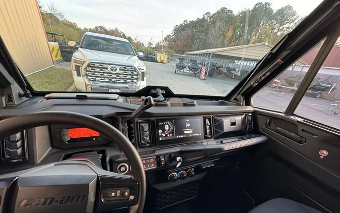 2026 Can-Am Defender MAX Limited HD11