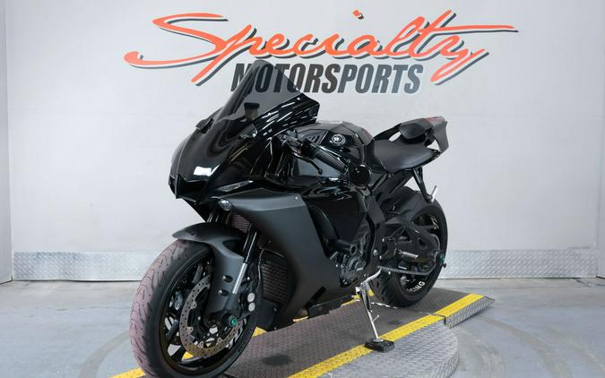 2024 Yamaha YZF-R1