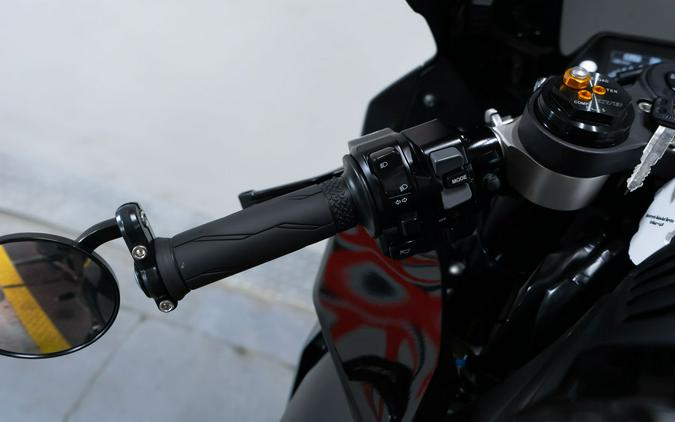 2024 Yamaha YZF-R1