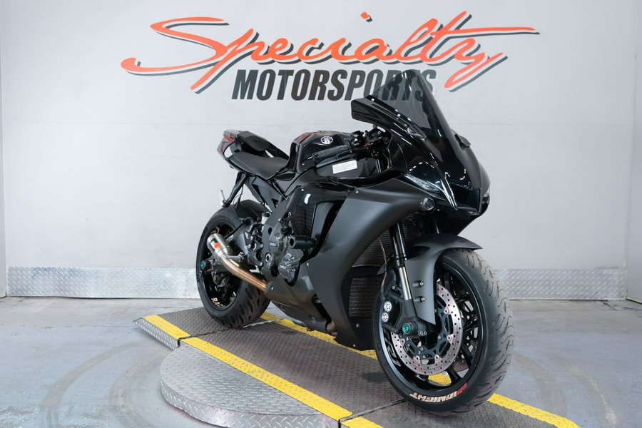 2024 Yamaha YZF-R1