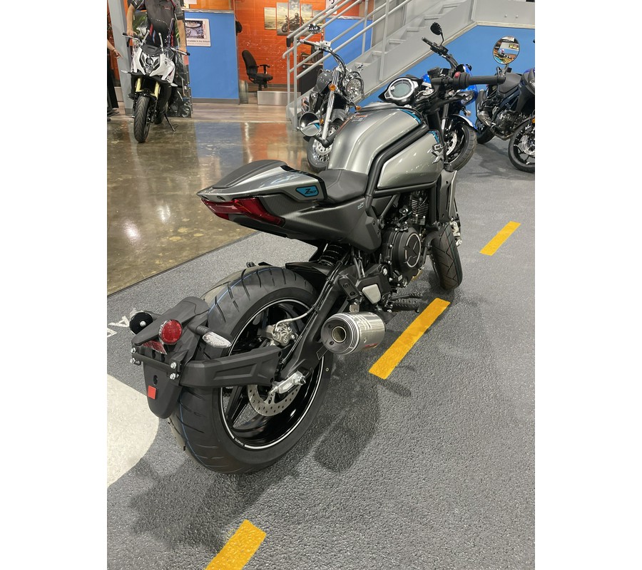 2023 CFMoto 700CL-X SPORT