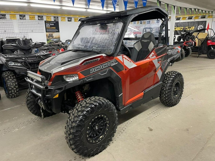 2019 Polaris® GENERAL 1000 EPS Base