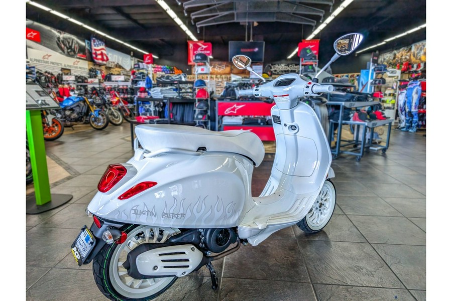 2022 Vespa SPRINT 150 JUSTIN BIEBER x Vespa