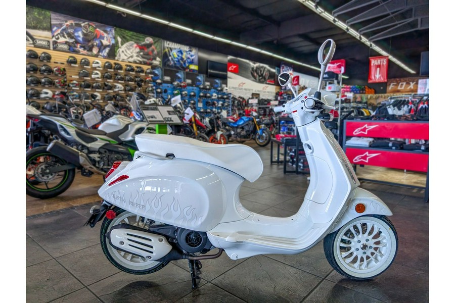 2022 Vespa SPRINT 150 JUSTIN BIEBER x Vespa
