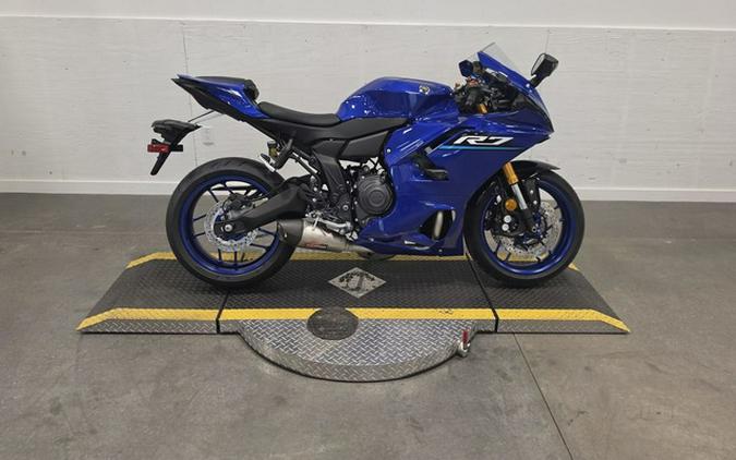 2026 Yamaha YZF R7
