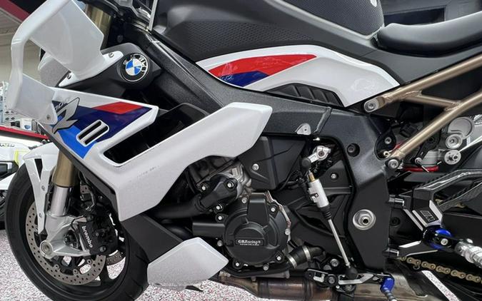 2024 BMW S1000R