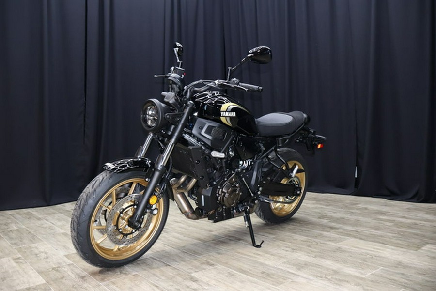 2023 Yamaha XSR 700