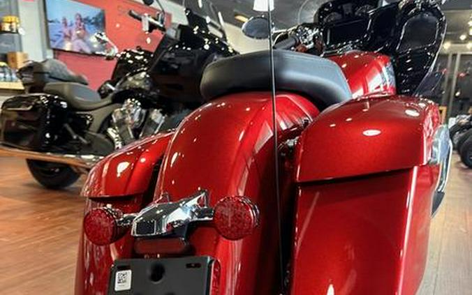 2024 Indian Motorcycle® Challenger® Limited Sunset Red Metallic