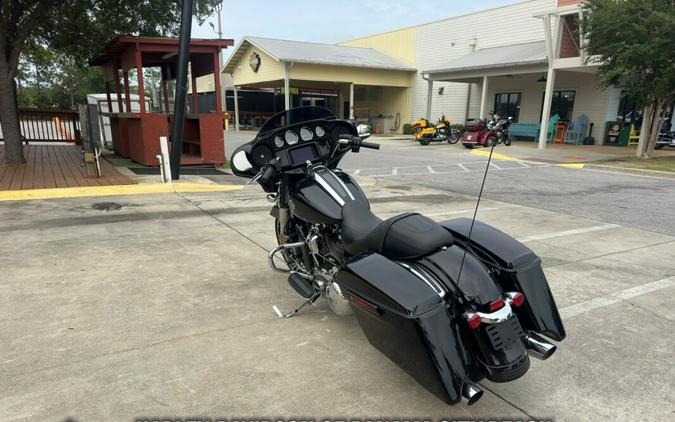 2021 Harley-Davidson Street Glide Special