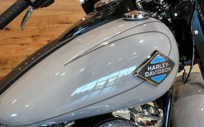 2026 Harley-Davidson Softail FLHC - Heritage Classic