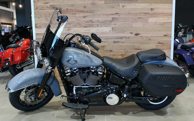 2026 Harley-Davidson Softail FLHC - Heritage Classic