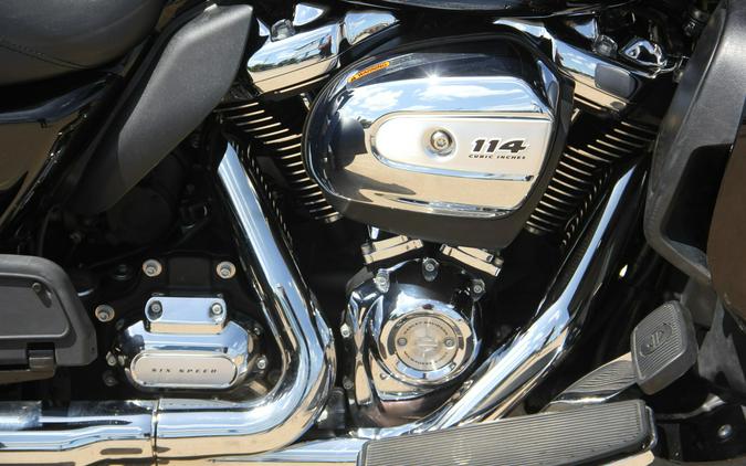 2021 Harley-Davidson Tri Glide Ultra Vivid Black