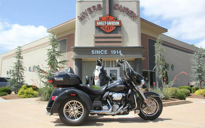 2021 Harley-Davidson Tri Glide Ultra Vivid Black