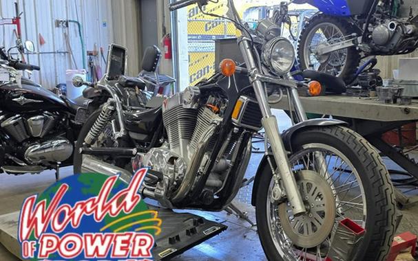 2005 Suzuki VS1400