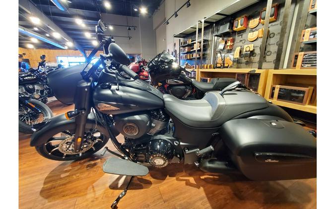 2024 Indian Motorcycle SPRINGFIELD DARK HORSE, BLACK SMOKE, 49ST Dark Horse®