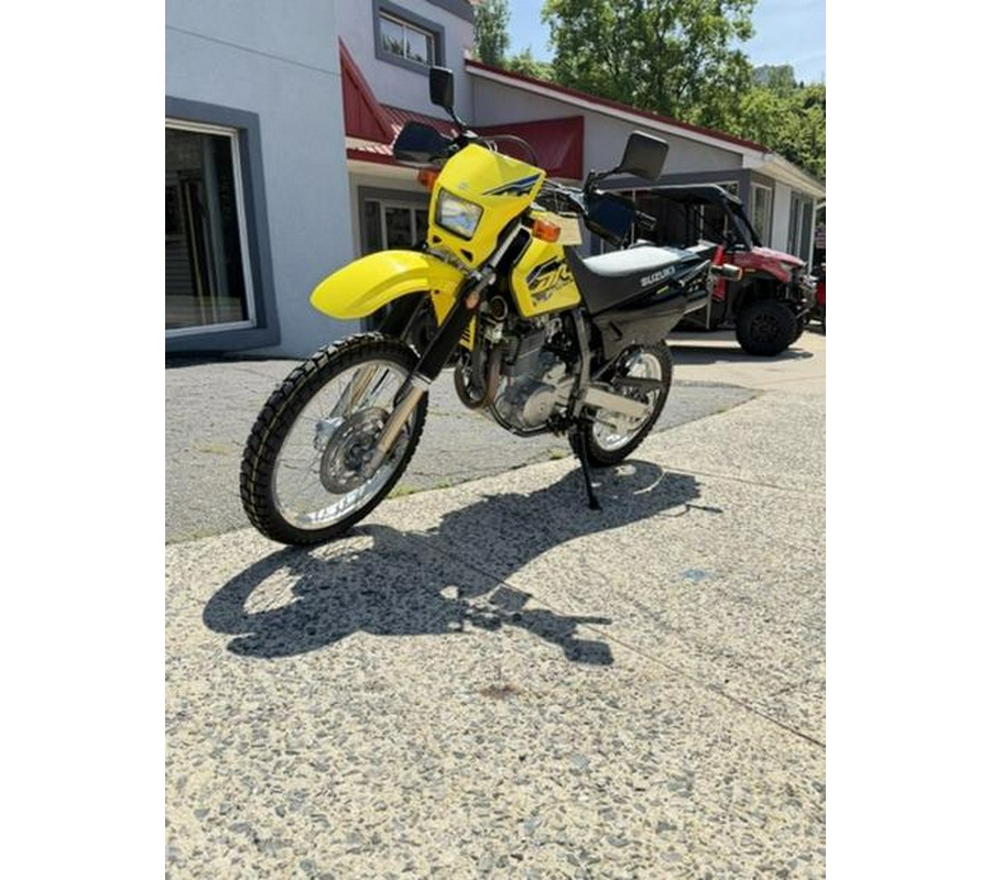 2027 Suzuki DR650SEM7