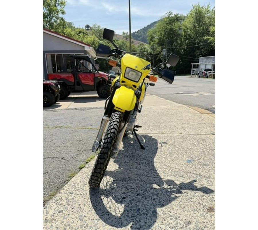 2027 Suzuki DR650SEM7