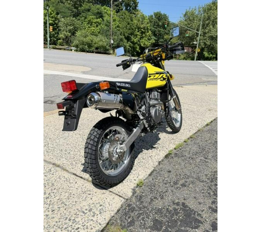 2027 Suzuki DR650SEM7