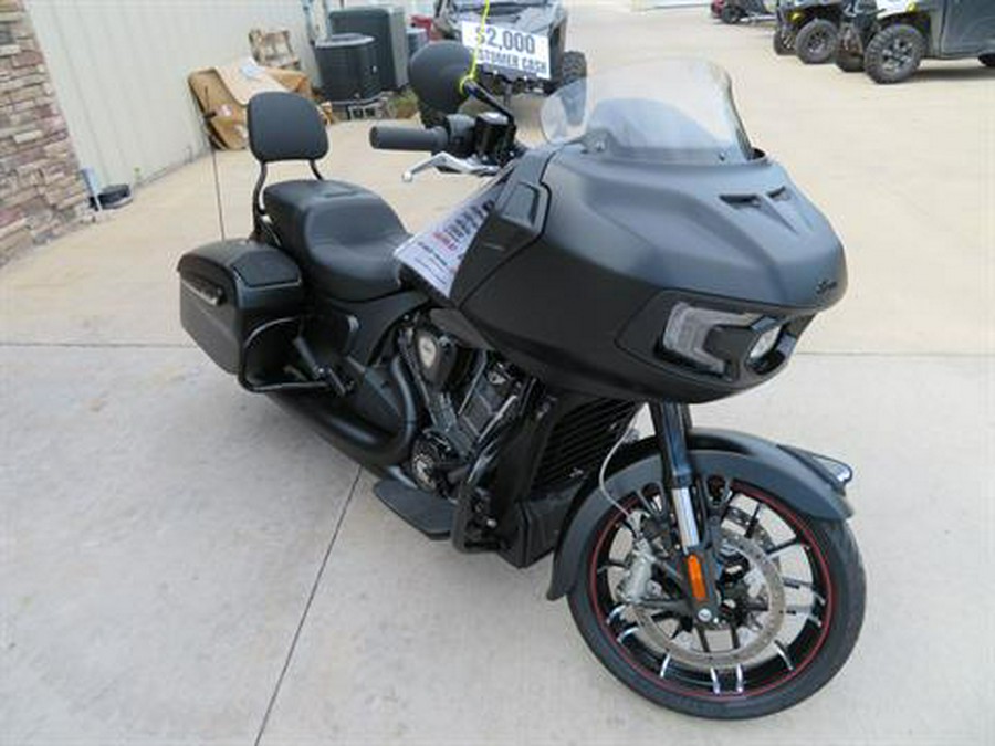 2023 Indian Motorcycle Challenger® Dark Horse®