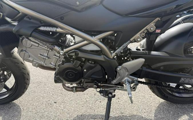 2022 Suzuki SV650M2
