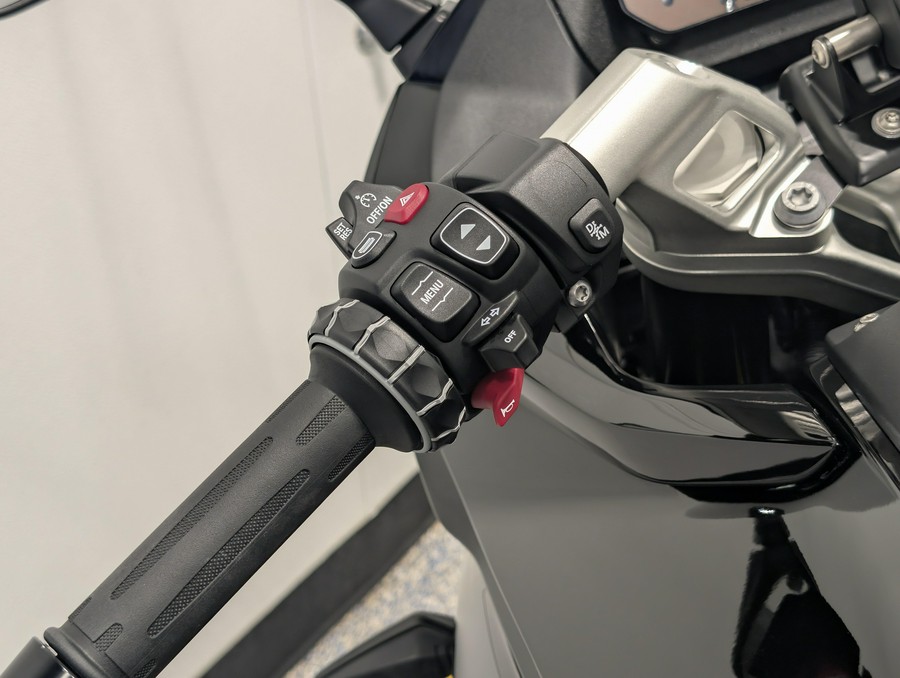 2026 BMW R 1300 RS AUTO SHIFT ASSIST