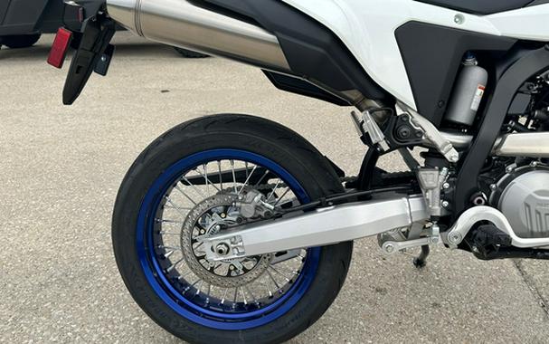 2026 Suzuki DR-Z 4SM