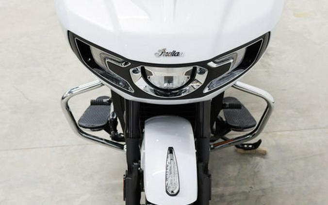 2024 Indian Motorcycle® Challenger® Limited with PowerBand Audio Package Ghost White Metallic