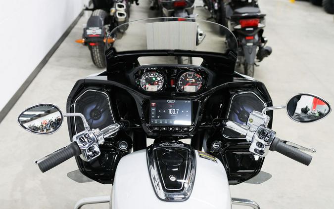 2024 Indian Motorcycle® Challenger® Limited with PowerBand Audio Package Ghost White Metallic