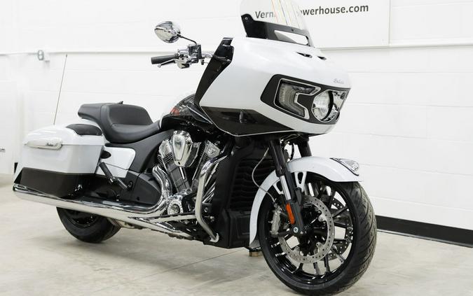 2024 Indian Motorcycle® Challenger® Limited with PowerBand Audio Package Ghost White Metallic