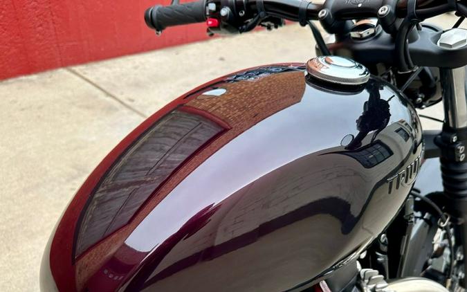 2024 Triumph Bonneville Bobber Stealth Edition