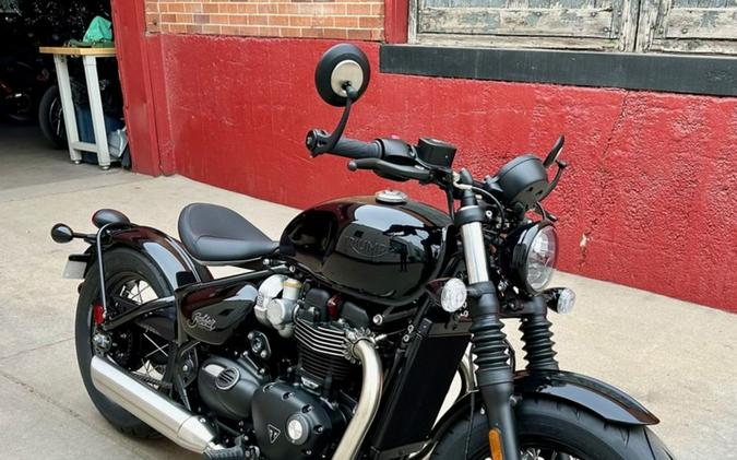 2024 Triumph Bonneville Bobber Stealth Edition