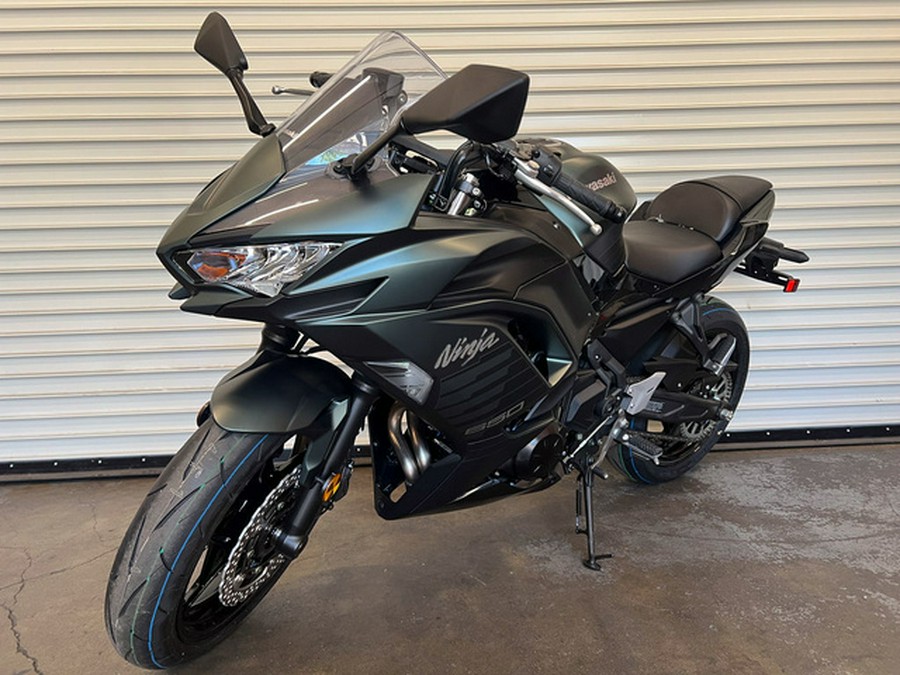 2025 Kawasaki Ninja 650 ABS