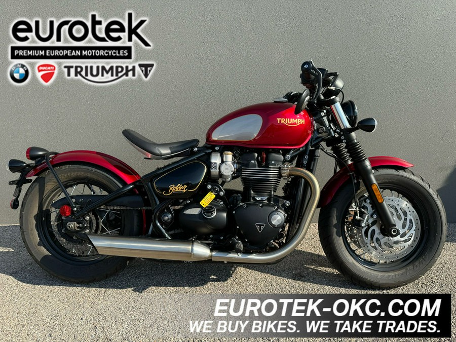 2022 Triumph Bonneville Bobber Gold Line Carnival Red/Sapphire Black