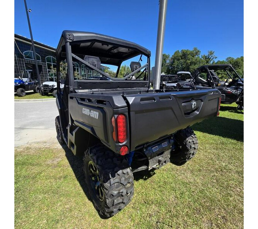 2025 Can-Am® Defender DPS HD9 Compass Green