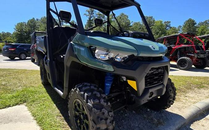 2025 Can-Am® Defender DPS HD9 Compass Green