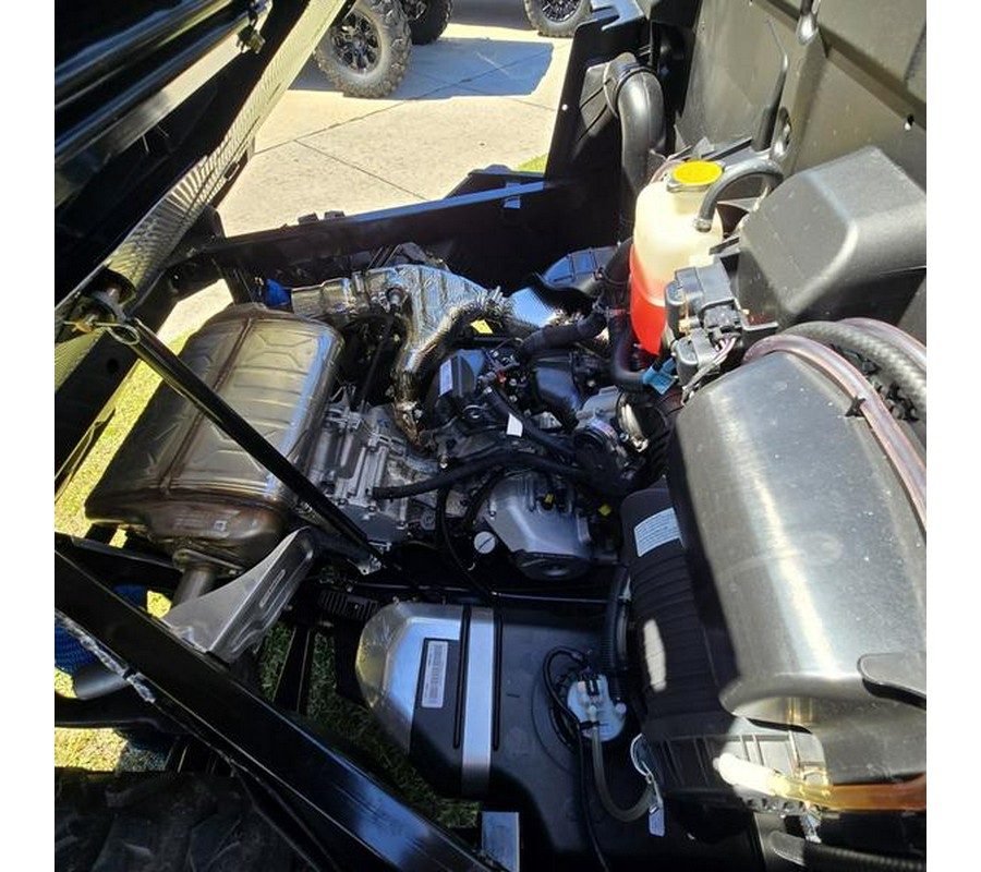 2025 Can-Am® Defender DPS HD9 Compass Green