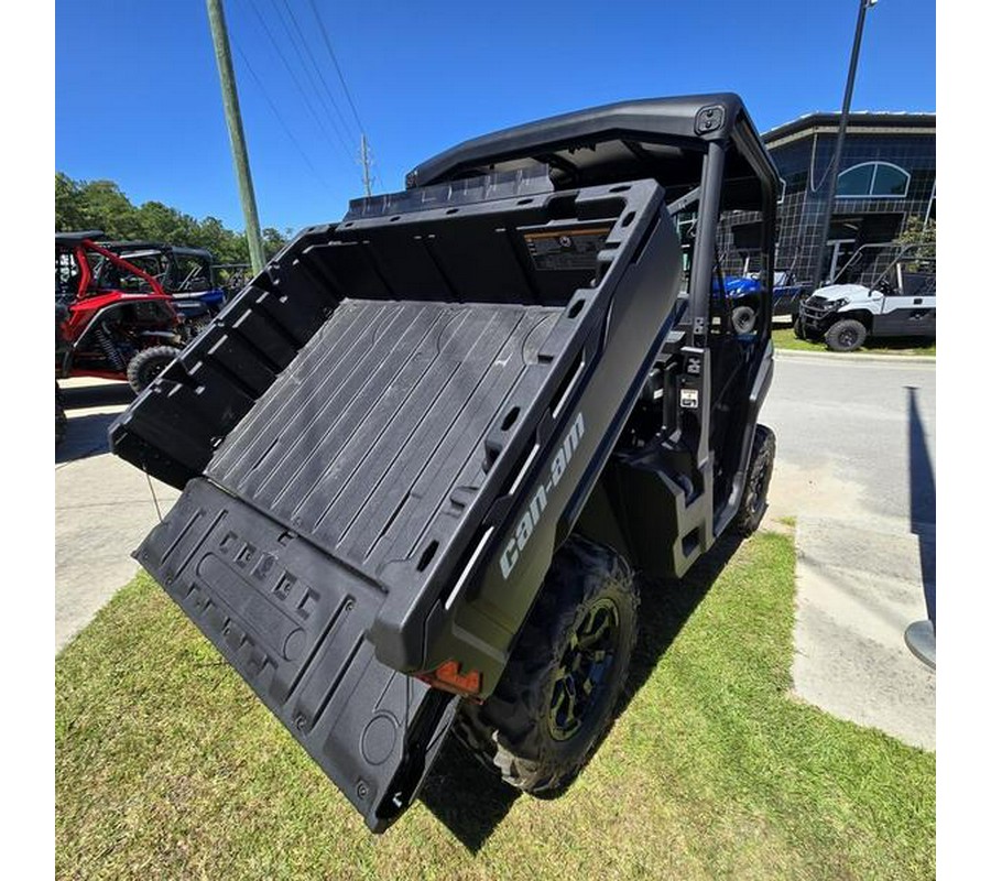 2025 Can-Am® Defender DPS HD9 Compass Green