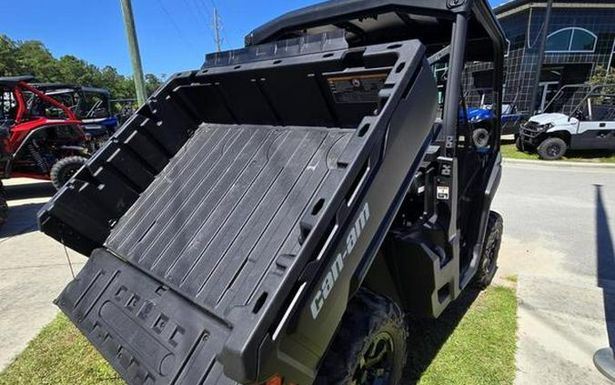 2025 Can-Am® Defender DPS HD9 Compass Green