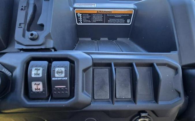 2025 Can-Am® Defender DPS HD9 Compass Green