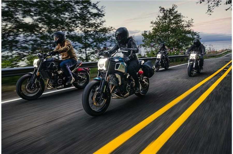 2024 CFMOTO 700CL-X CF700-2US