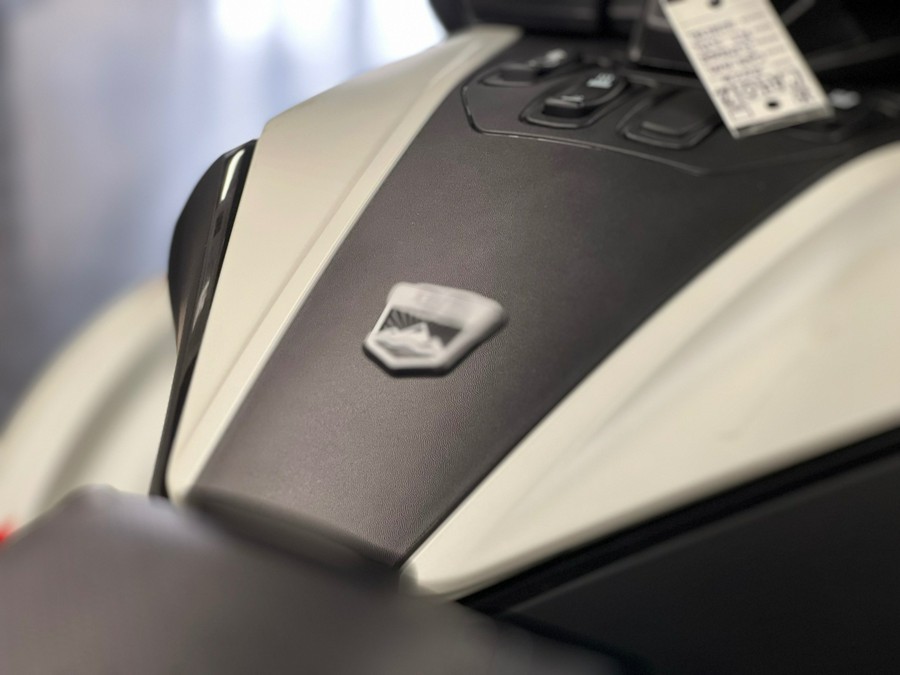 2026 Can-Am RD SPYDER RT STS 1330 SE6