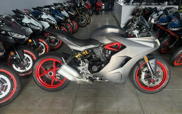 2020 Ducati SuperSport